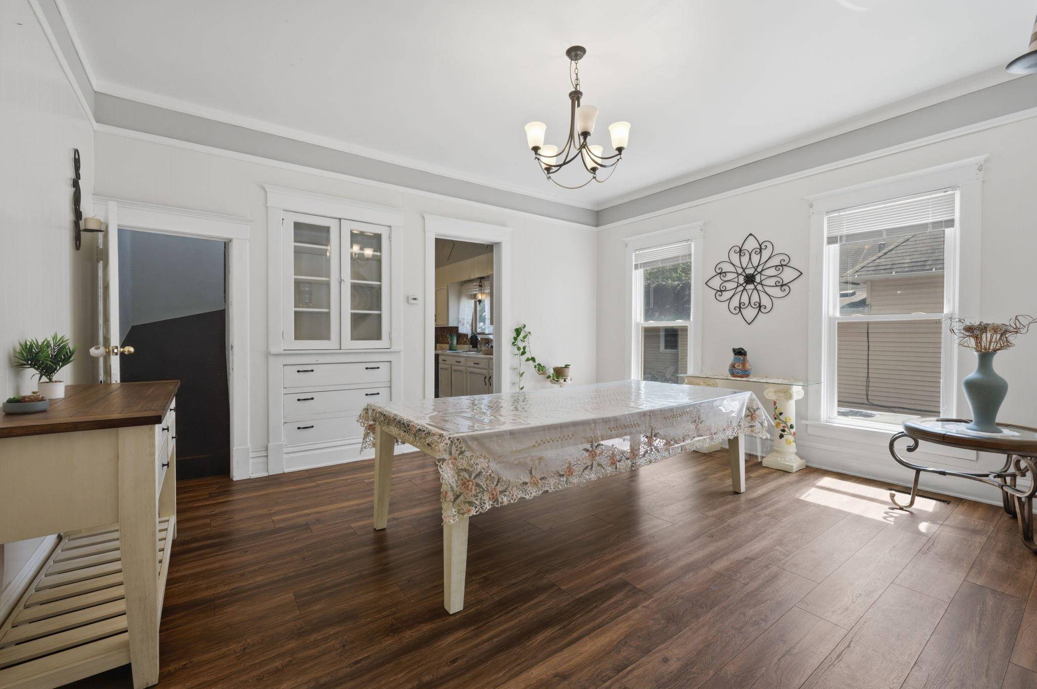 805 N C St, Wellington, KS 67152