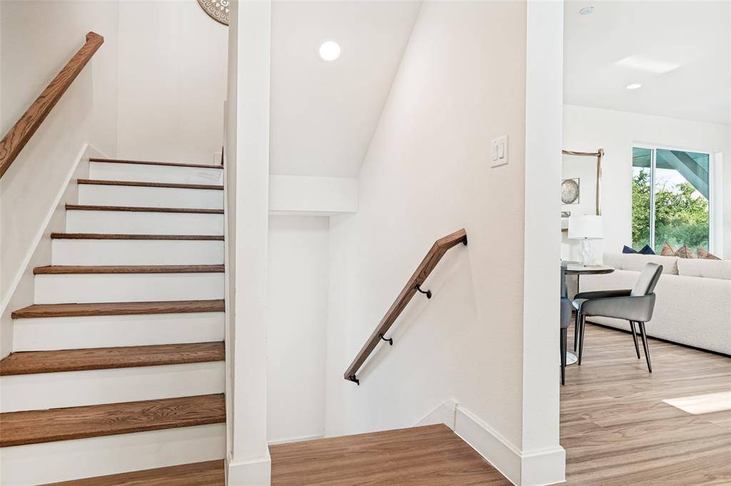 1311 Madrigal Parkway, Dallas, TX 75206