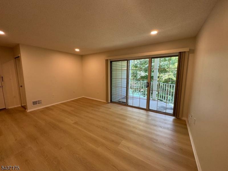 7 Sheffield Ct #7, North Brunswick Twp., NJ 08902