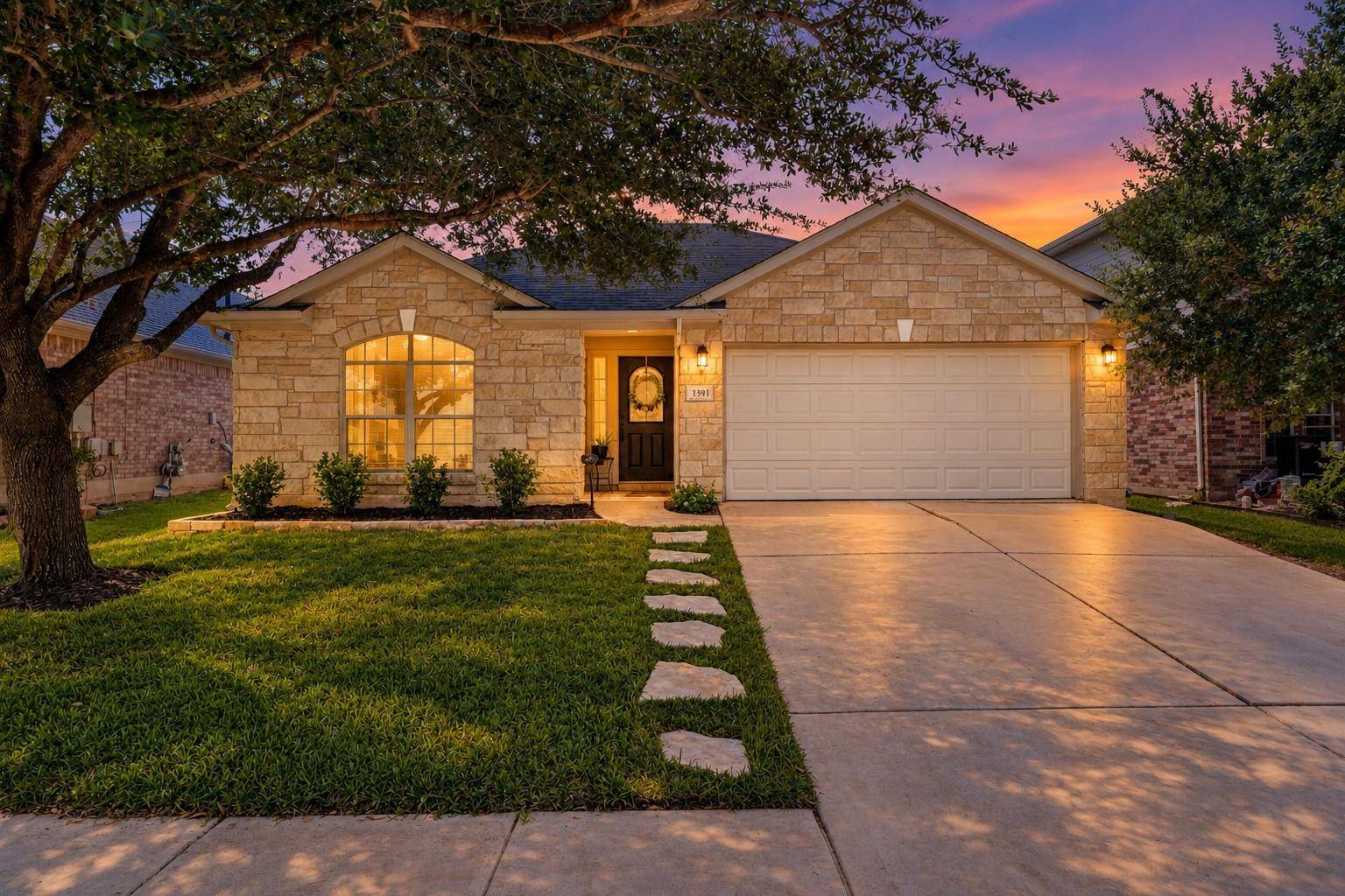 1391 Stone Rim LOOP, Buda, TX 78610