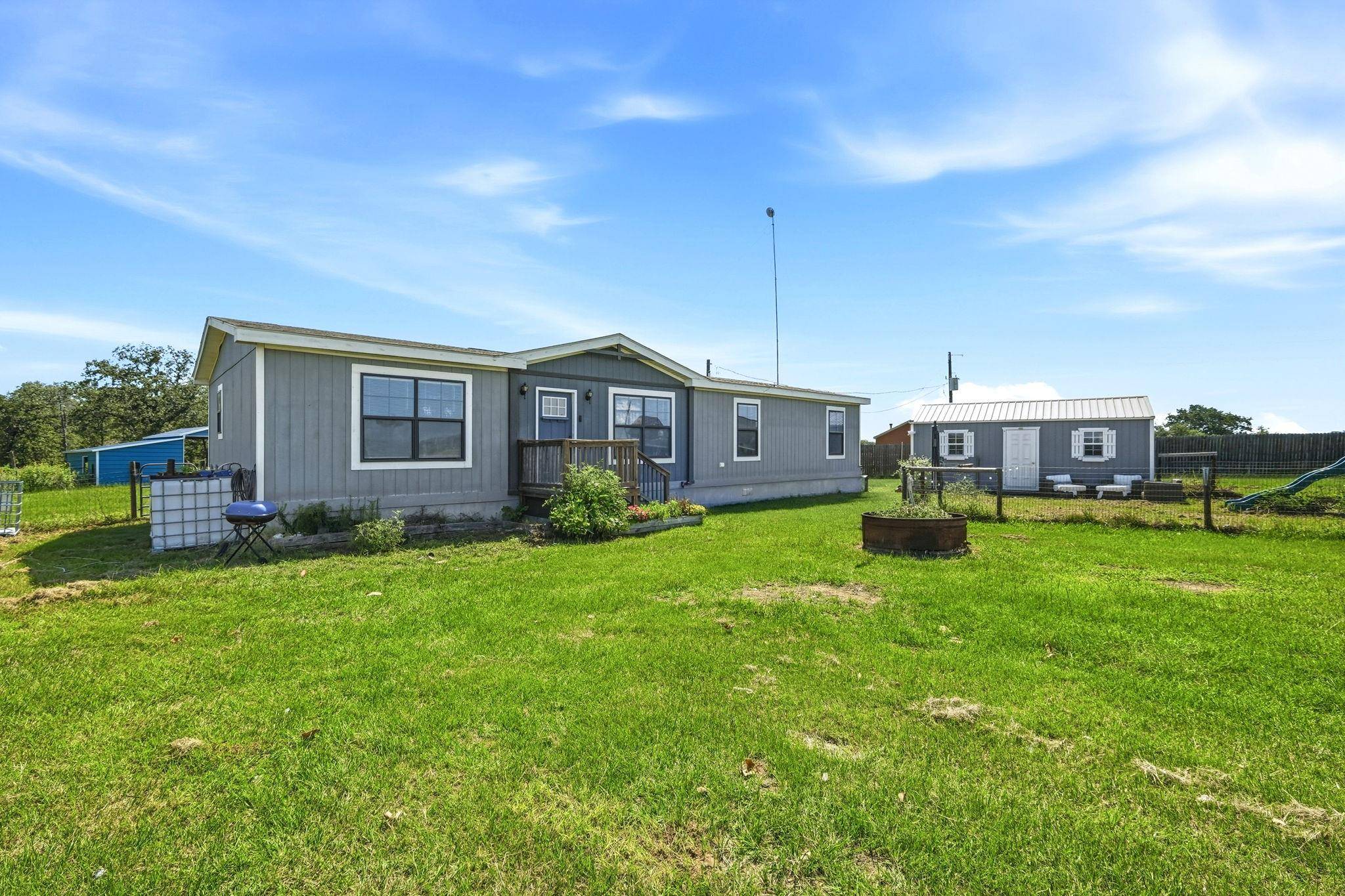 1951 County Road 475, Thrall, TX 76578