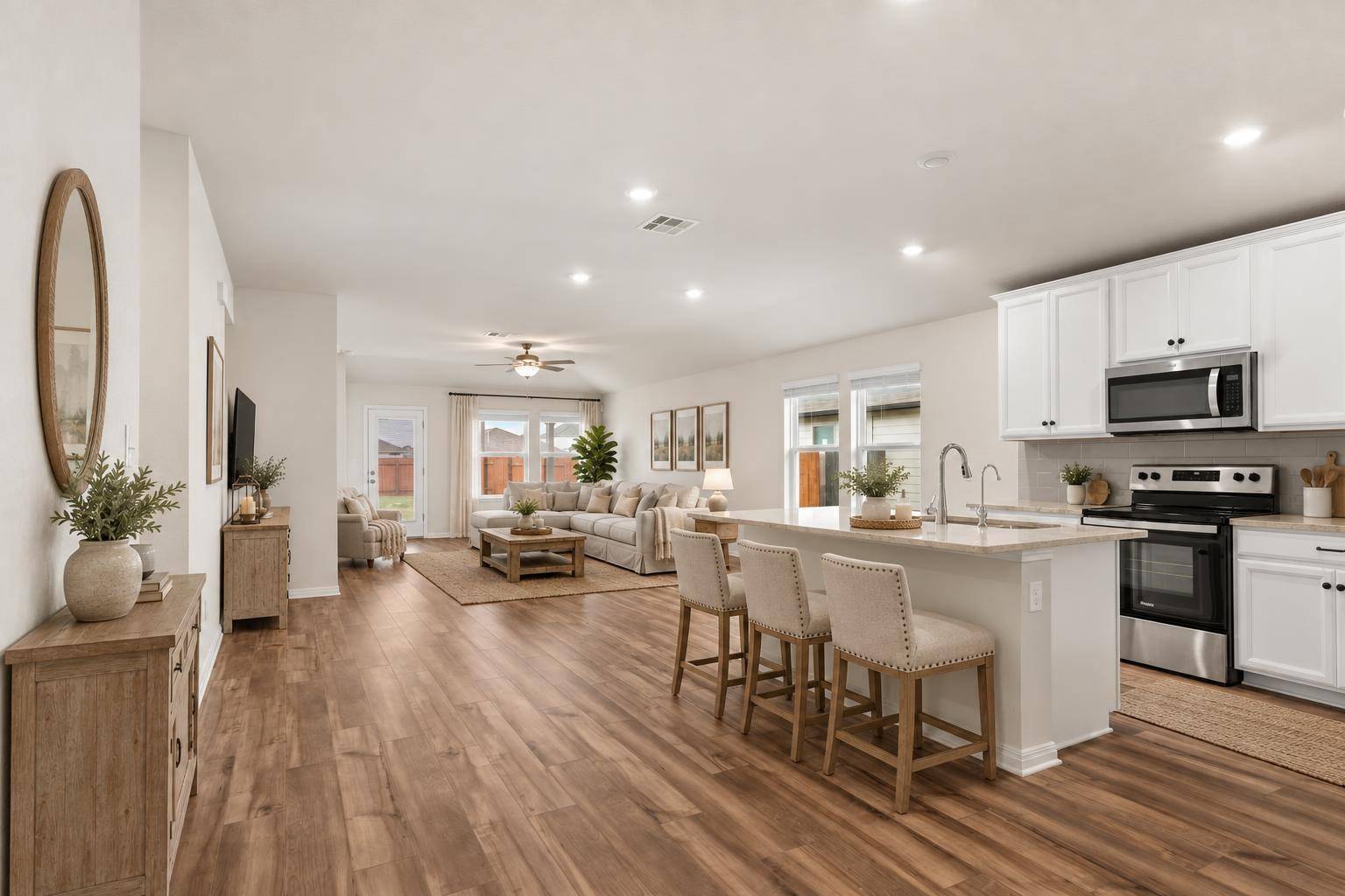105 Saviano RD, Hutto, TX 78634
