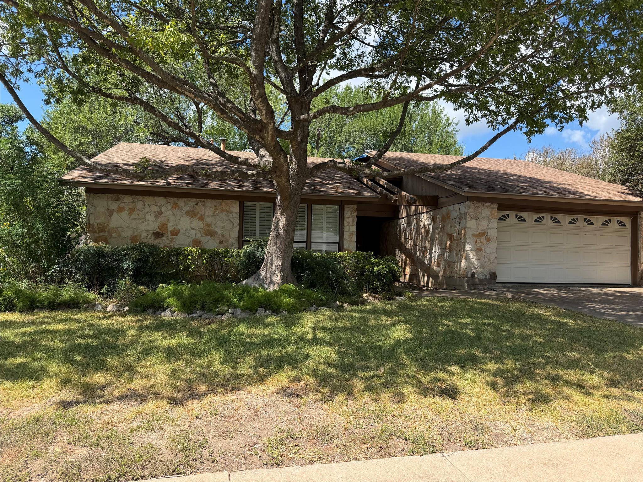1508 Barn Swallow DR, Austin, TX 78746