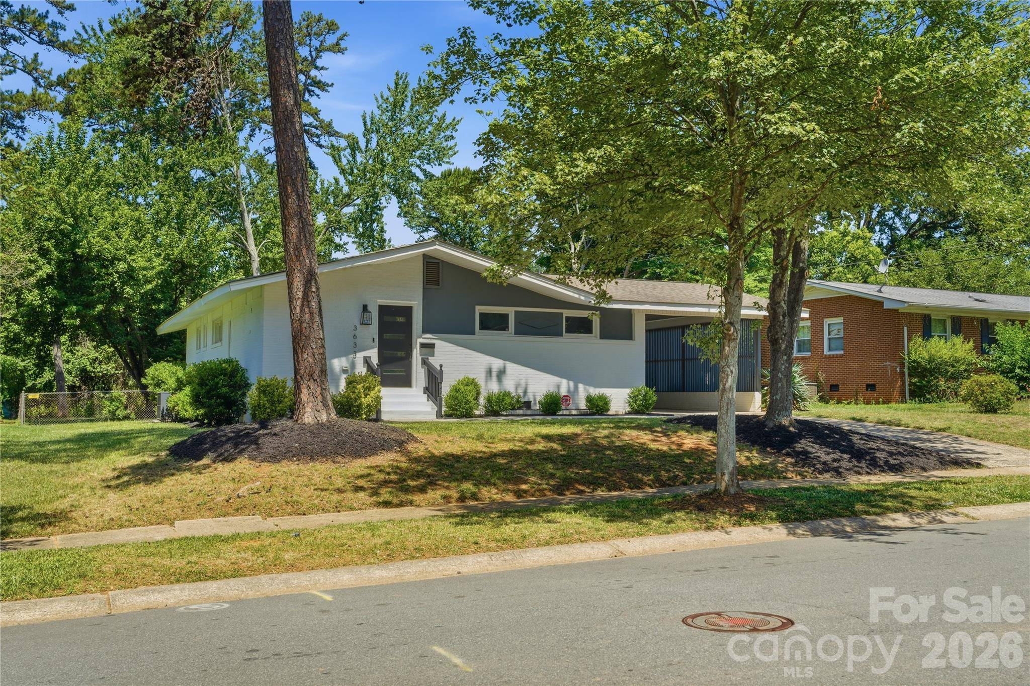 3633 Rosehaven DR, Charlotte, NC 28205