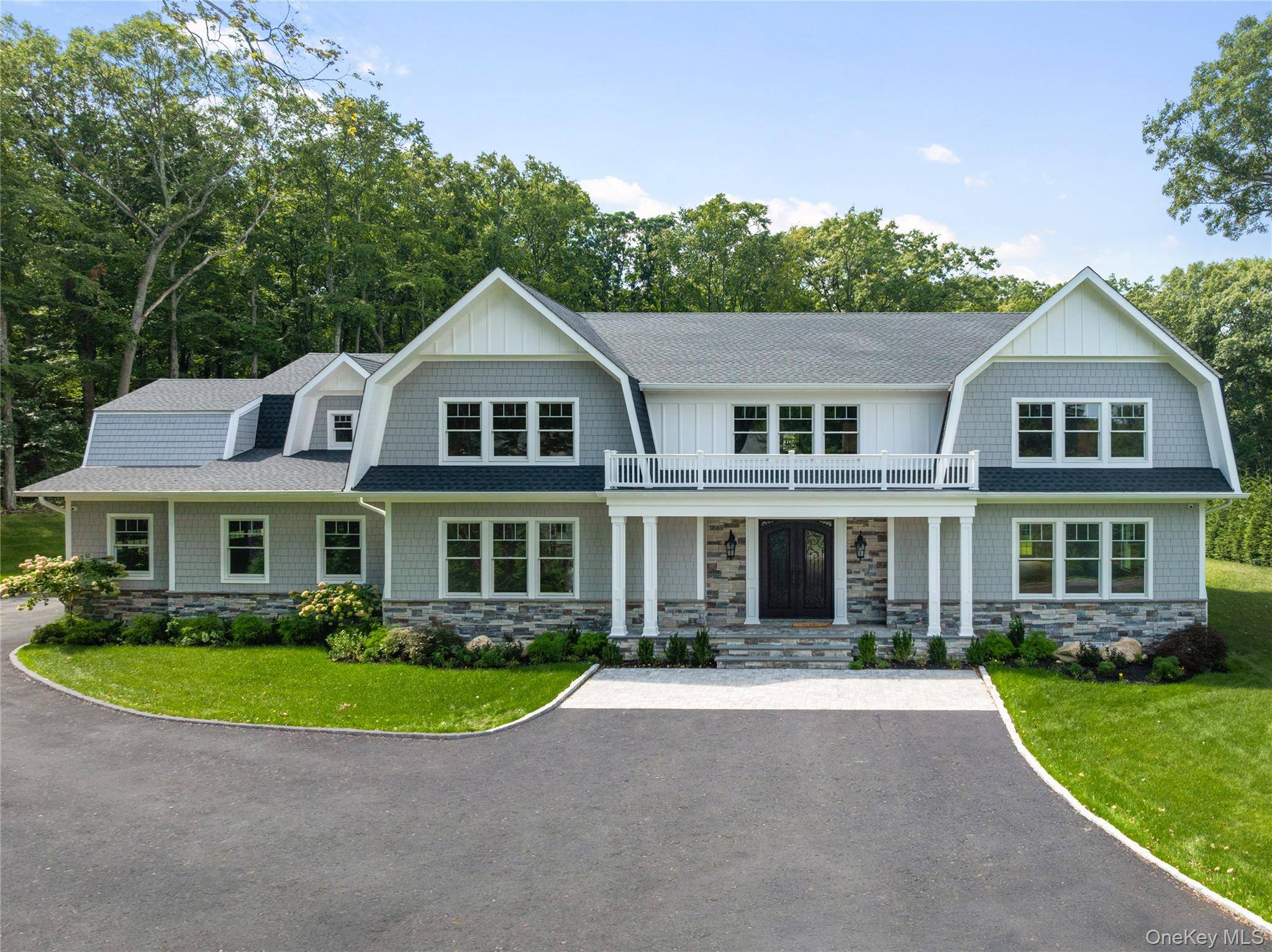 541 Split Rock RD, Syosset, NY 11791