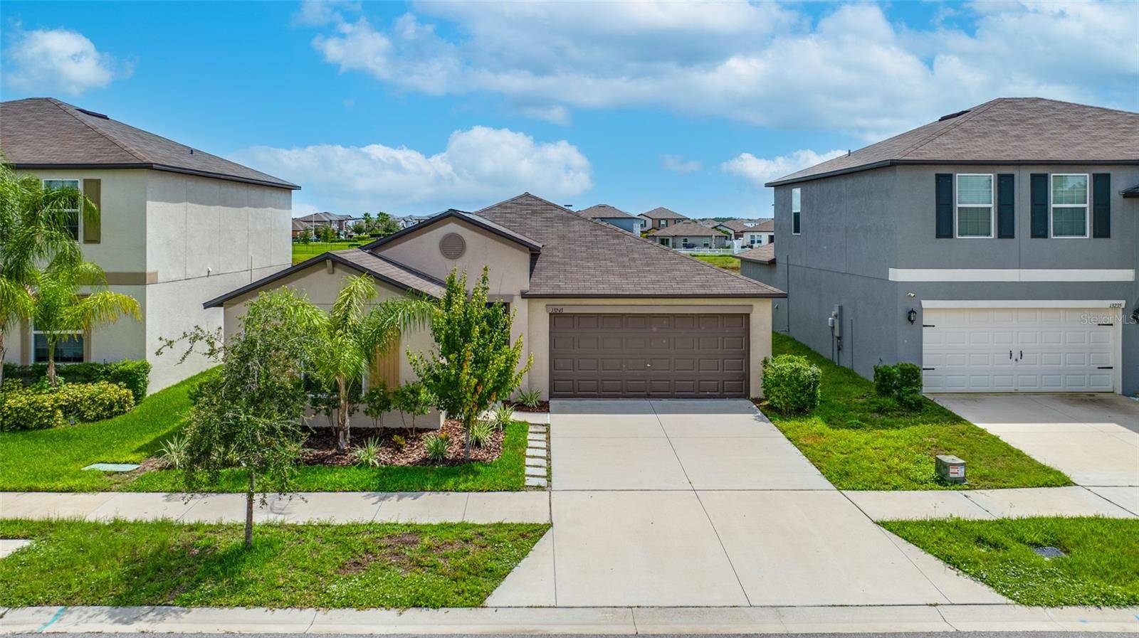 13243 GREAT PLAINS DR, Riverview, FL 33579