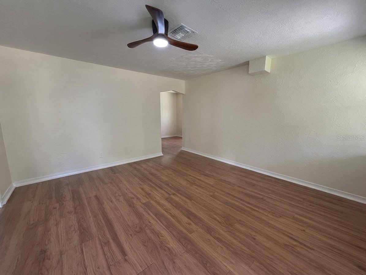 916 W ORIENT ST, Tampa, FL 33603