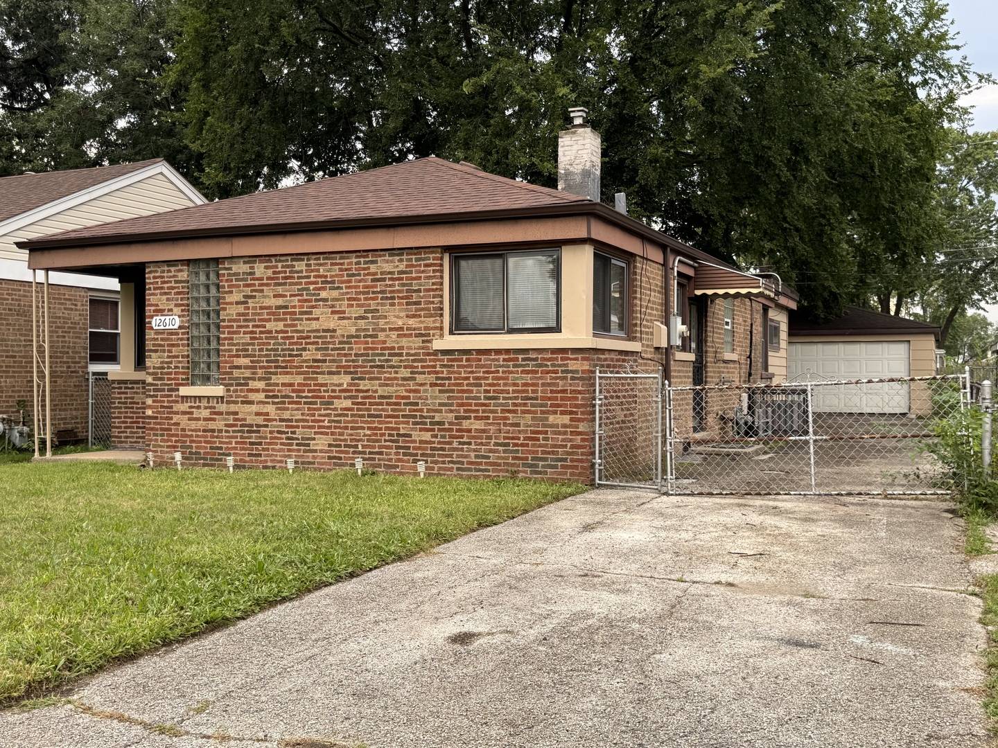 12610 S Ada ST, Calumet Park, IL 60827