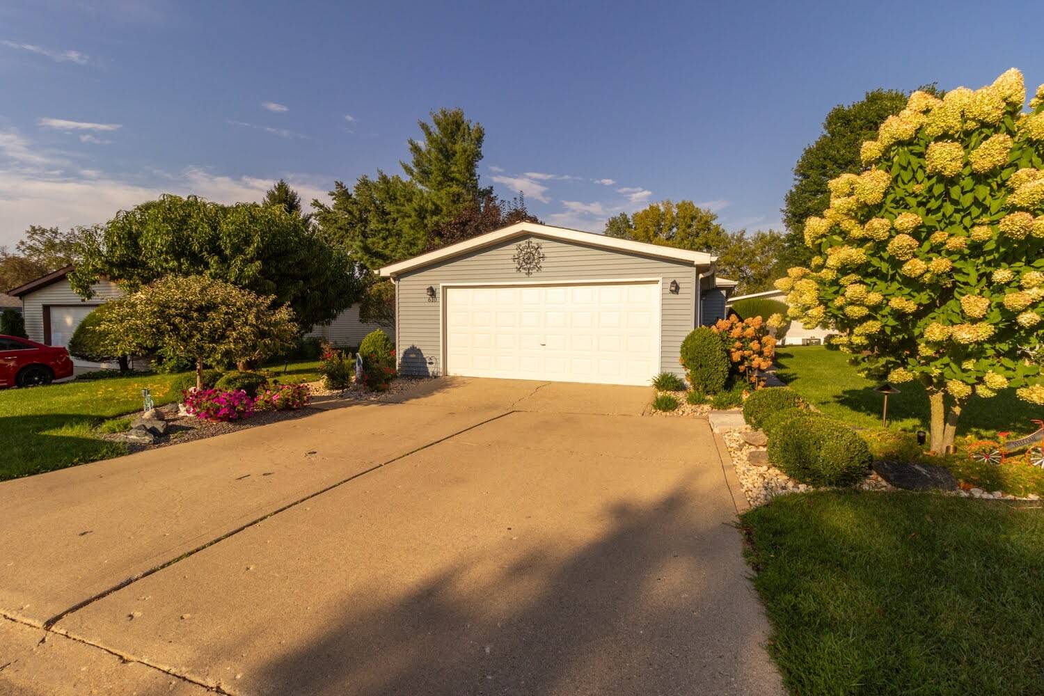 610 Eastwood LN, Belvidere, IL 61008