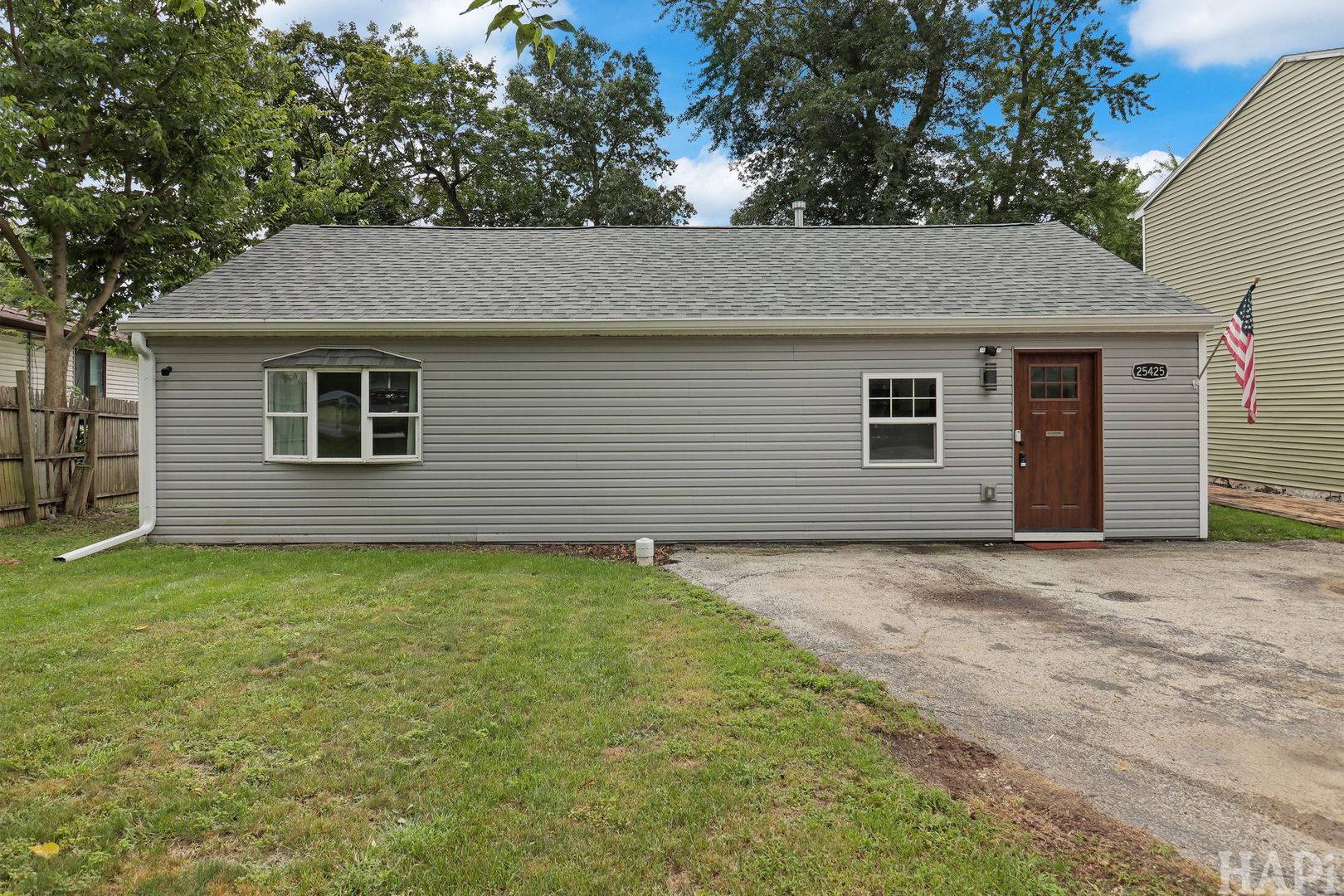 25425 W Arcade DR, Lake Villa, IL 60046