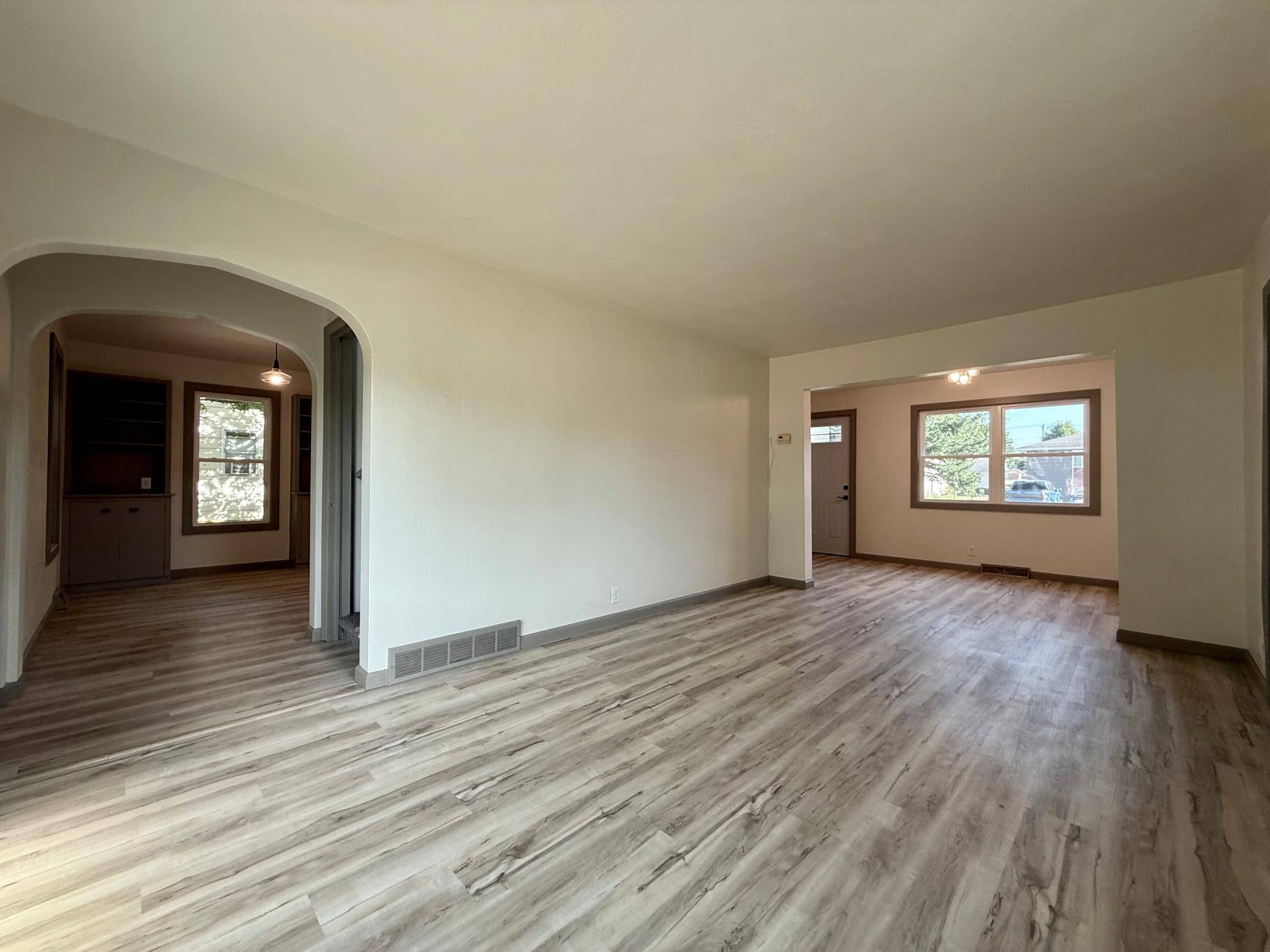 510 E Plum ST, Redwood Falls, MN 56283