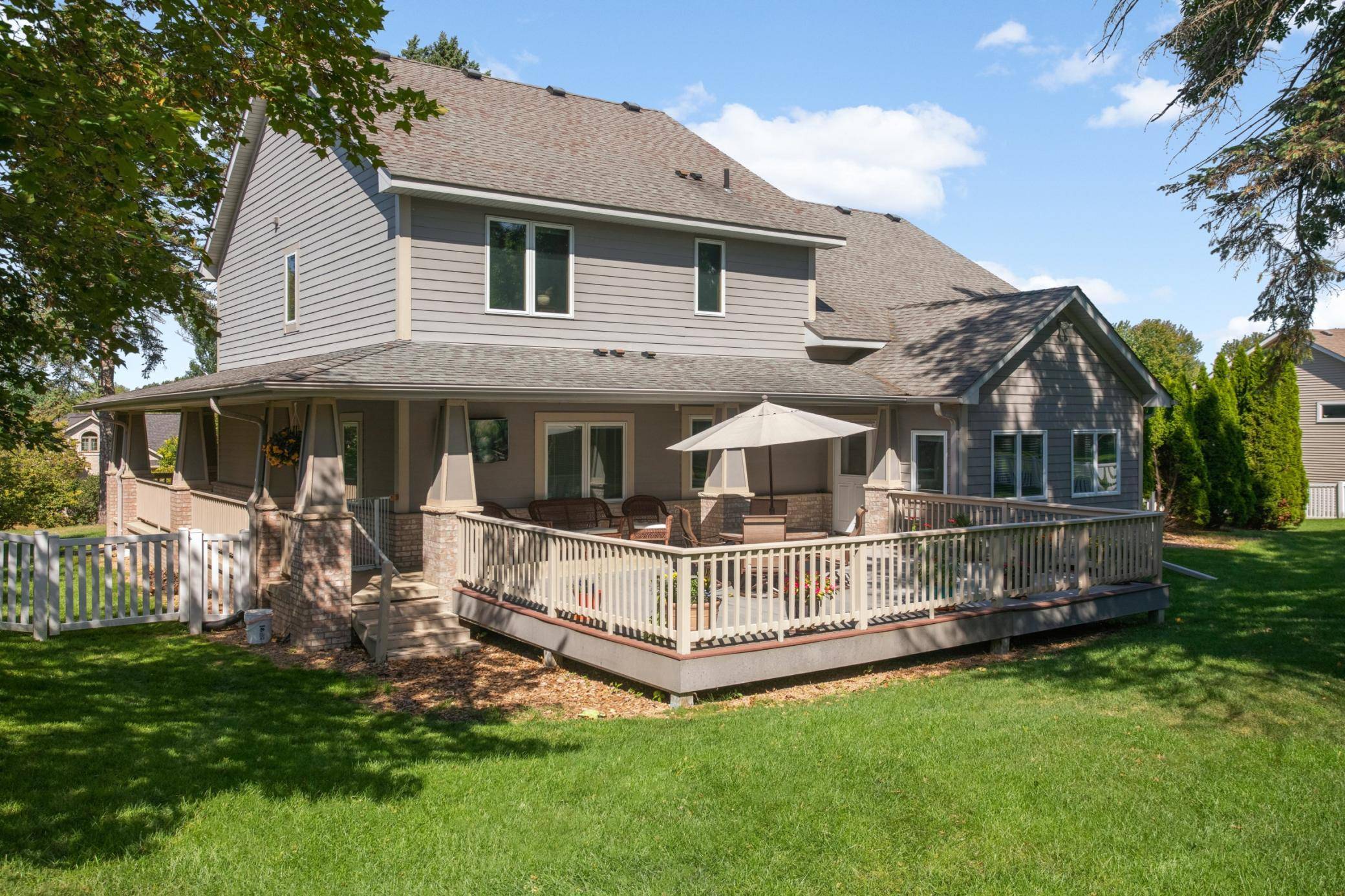 1085 Parkview LN, Victoria, MN 55386