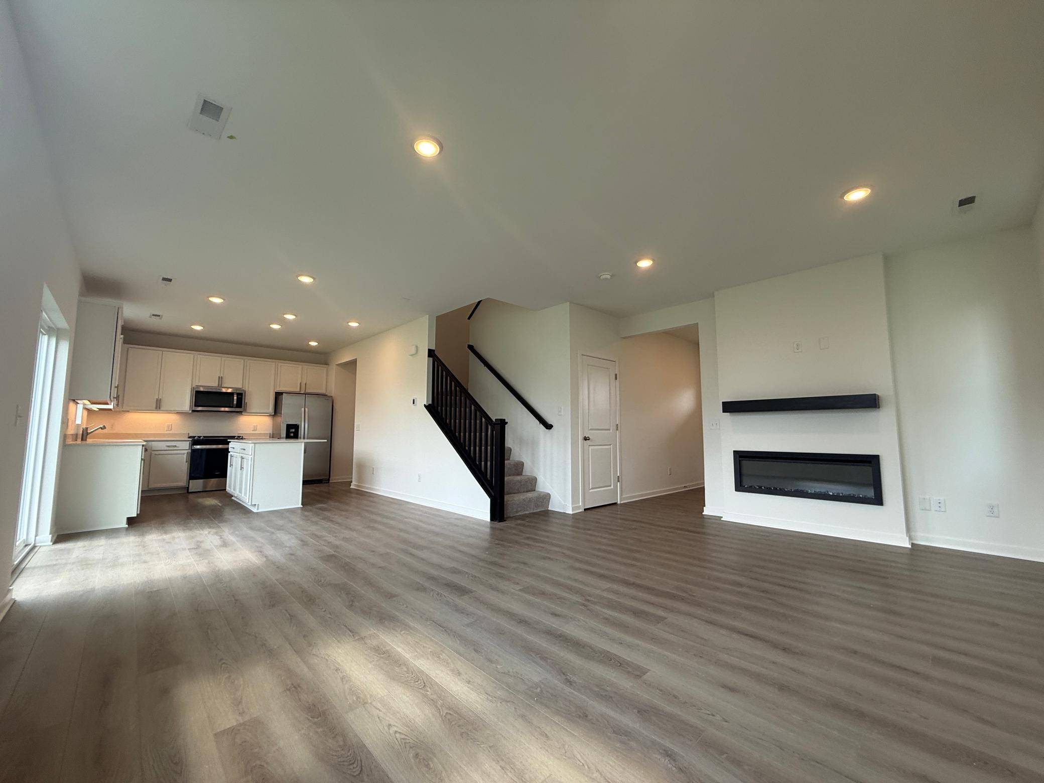 15022 Askeaton PL, Rosemount, MN 55068