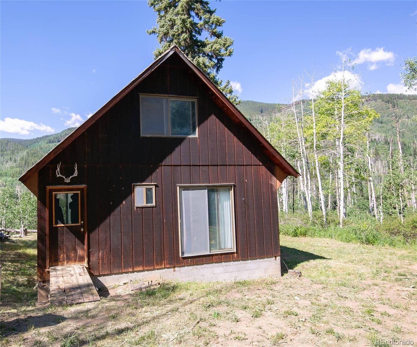 000 Lake View DR, Meredith, CO 81642