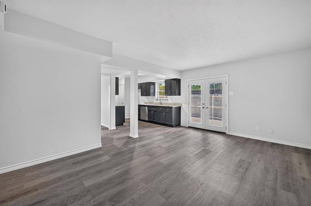 1801 E Grauwyler Road #101, Irving, TX 75061