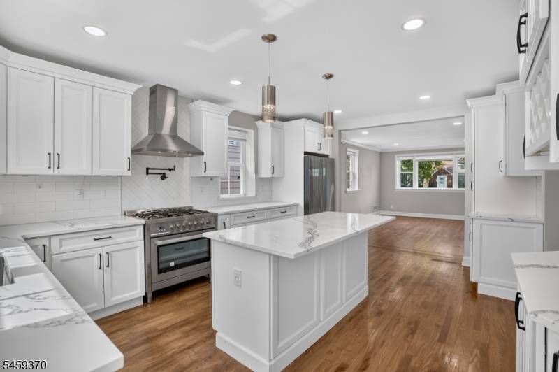 251 Hillside Ave, Springfield Twp., NJ 07081