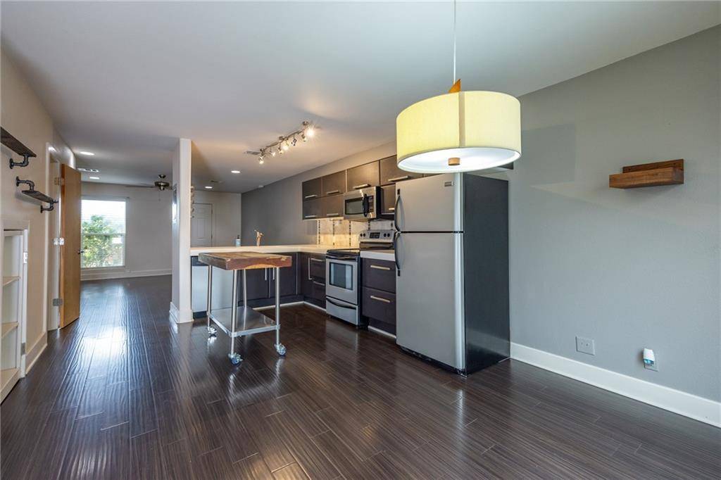1101 Grove BLVD #106, Austin, TX 78741