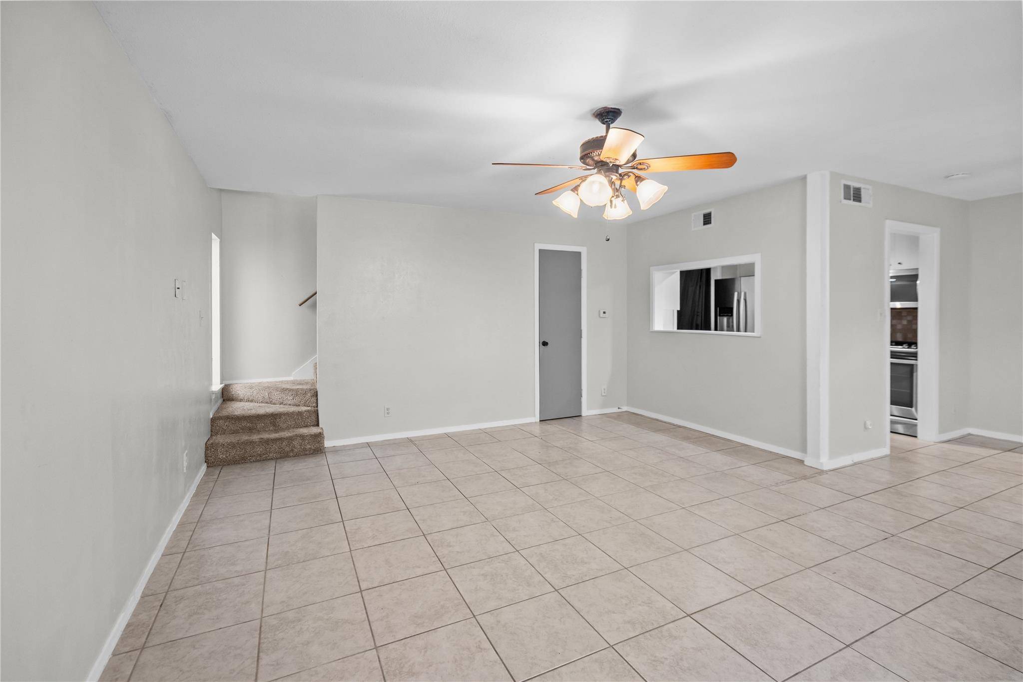 6718 Silvermine DR #302, Austin, TX 78736