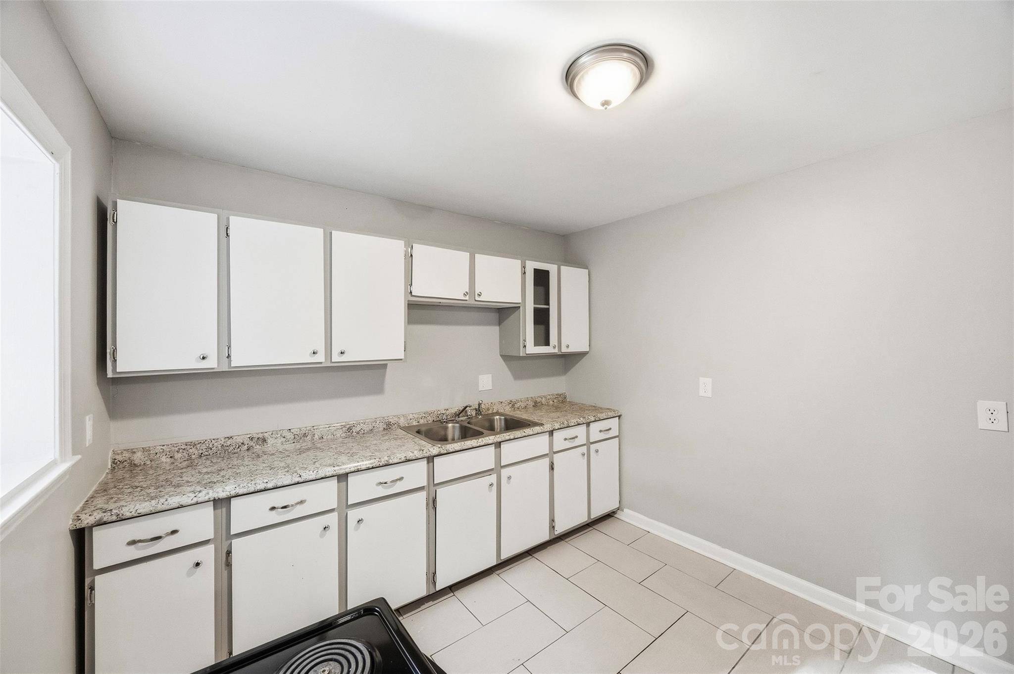 428 E Mclelland AVE, Mooresville, NC 28115
