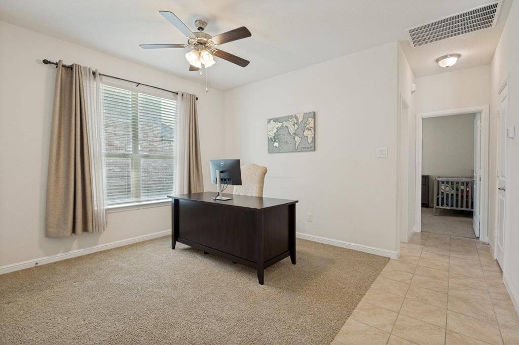 2619 Sunburst Drive, Glenn Heights, TX 75154