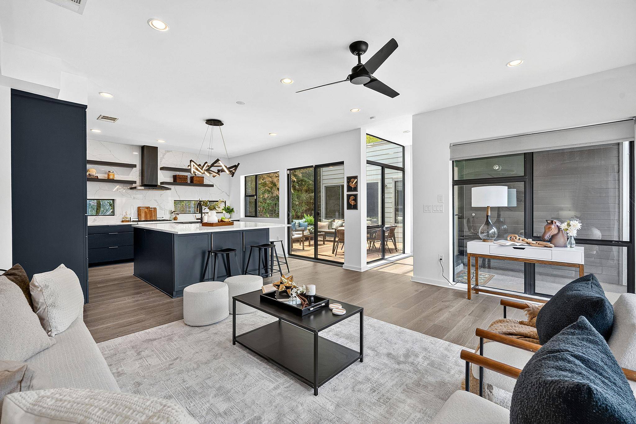 3700 Garden Villa LN #2, Austin, TX 78704