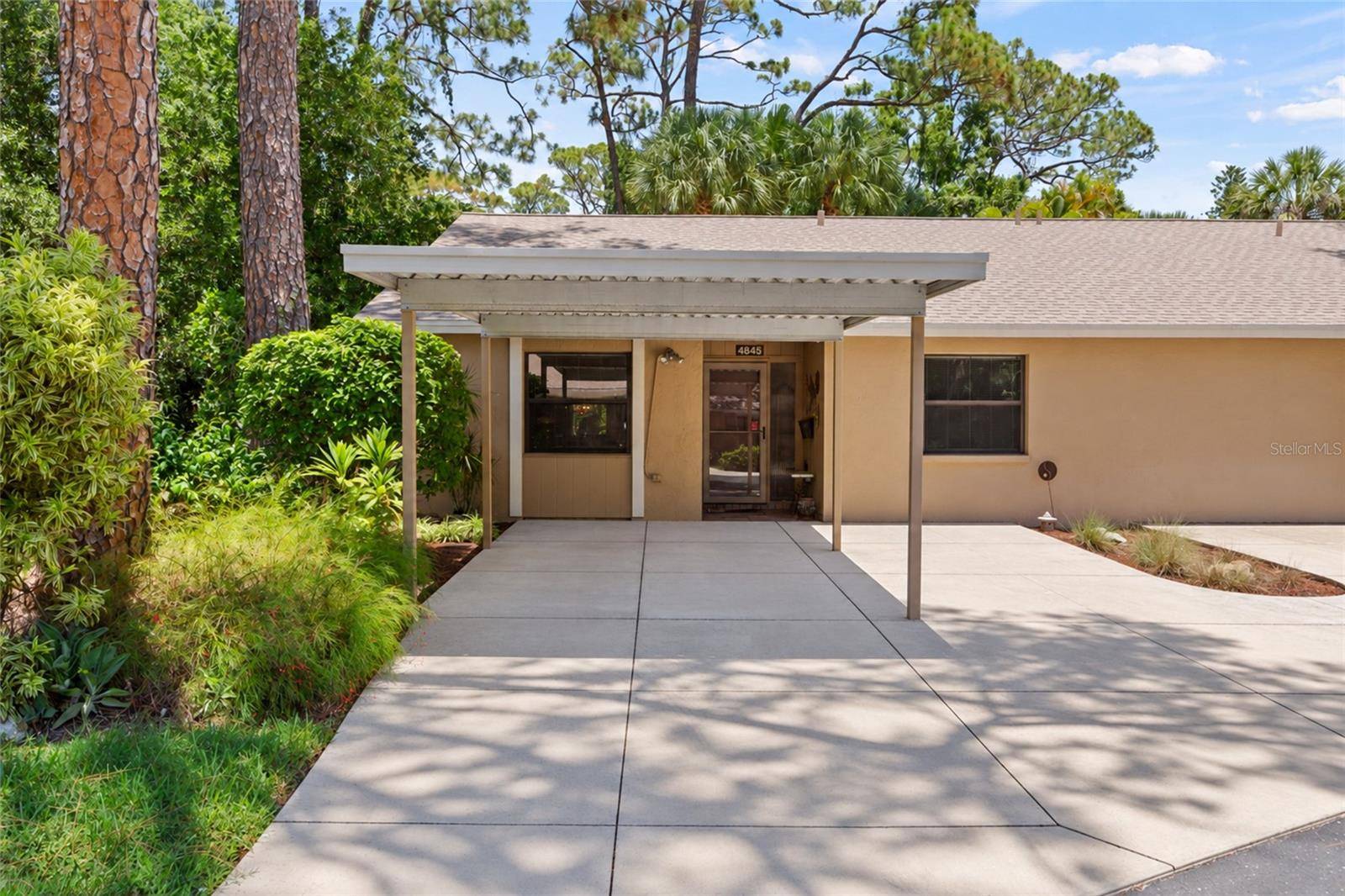 4845 VILLAGE GARDENS DR #177, Sarasota, FL 34234