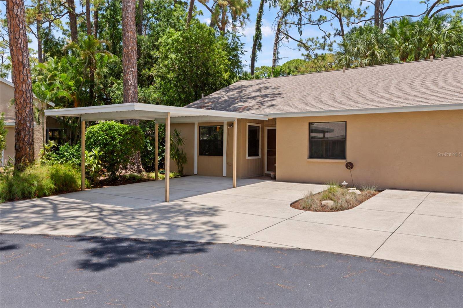 4845 VILLAGE GARDENS DR #177, Sarasota, FL 34234
