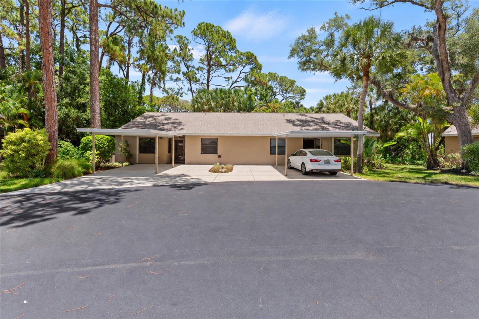 4845 VILLAGE GARDENS DR #177, Sarasota, FL 34234
