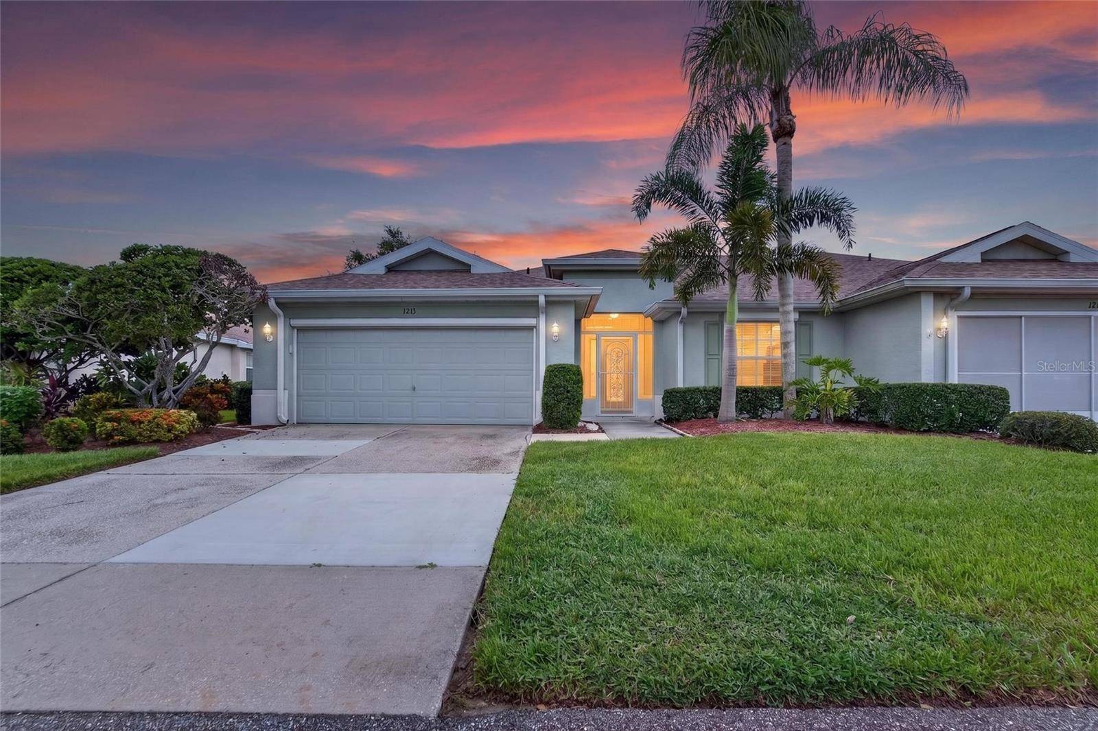 1213 CORINTH GREENS DR #52, Sun City Center, FL 33573