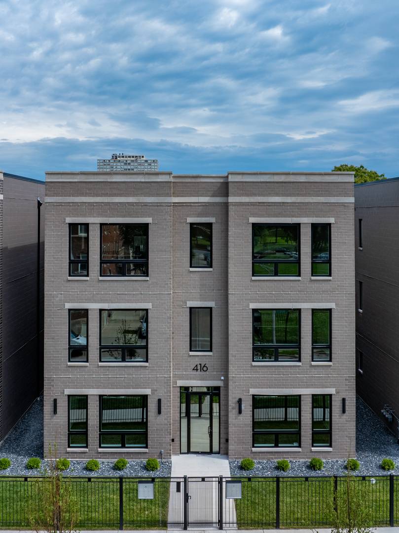 408 E 50th PL #3W, Chicago, IL 60615