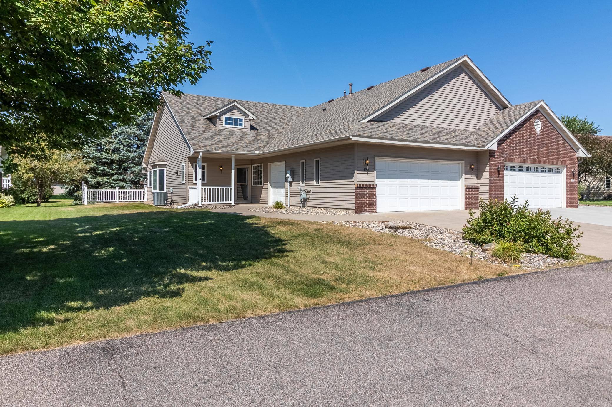 193 Goldfinch LN, Clearwater, MN 55320