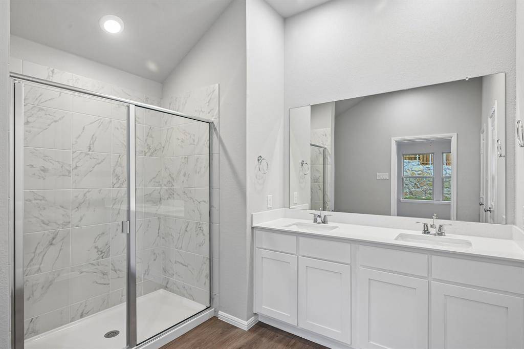 1270 Wild Cherry Way, Van Alstyne, TX 75495