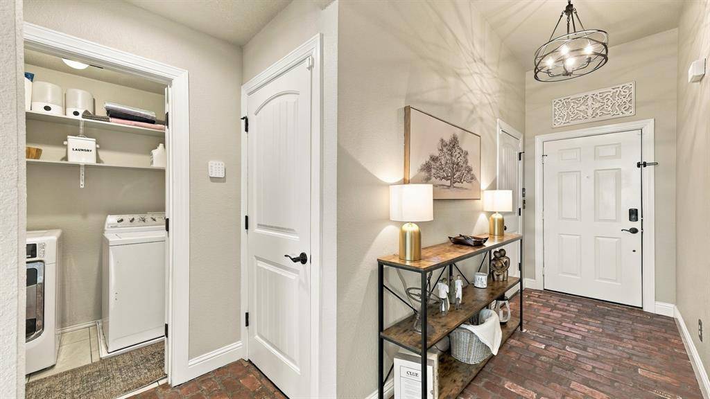 508 E Oak Street, Aledo, TX 76008