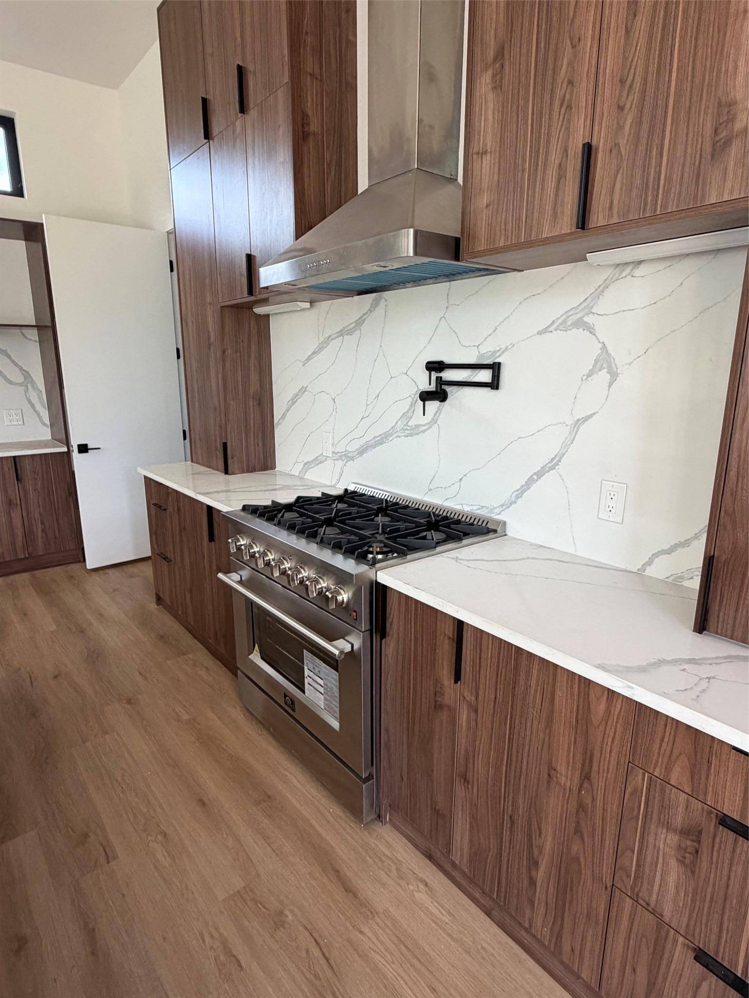 1108 Castile RD, Austin, TX 78733