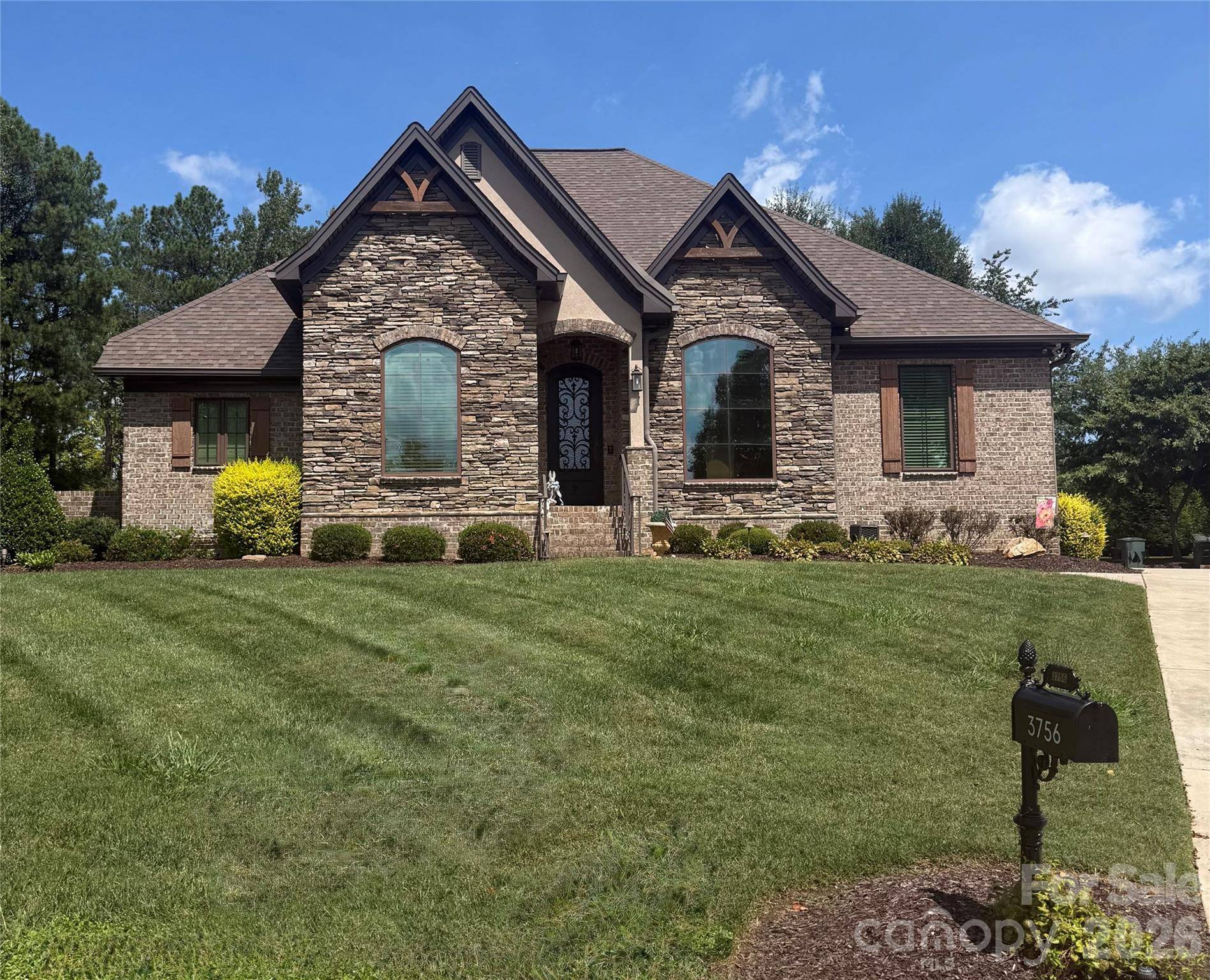 3756 Sand Wedge DR, Gastonia, NC 28056