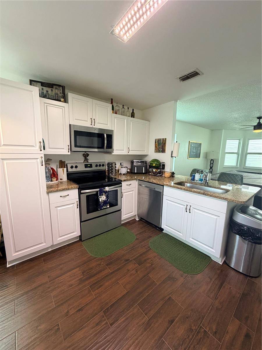 401 CHANCELLOR CT, St Cloud, FL 34769
