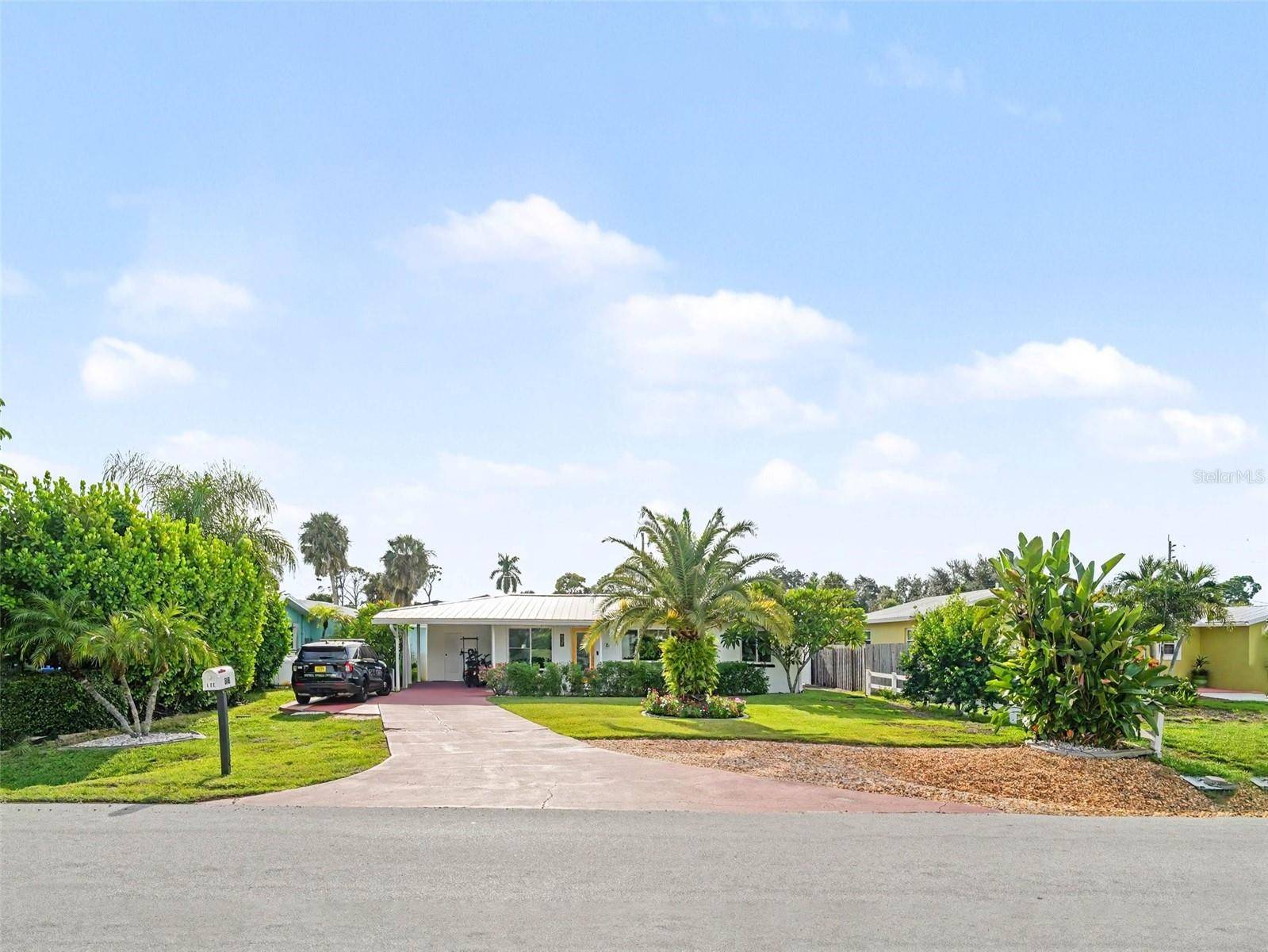 818 THE RIALTO, Venice, FL 34285