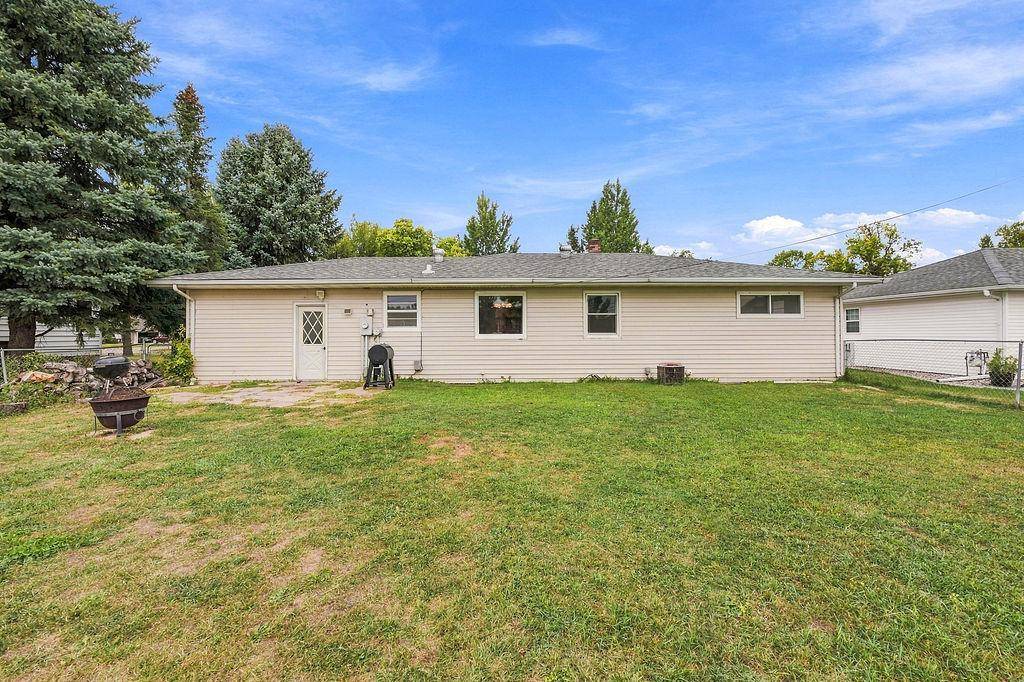 1022 1st ST N, Casselton, ND 58012
