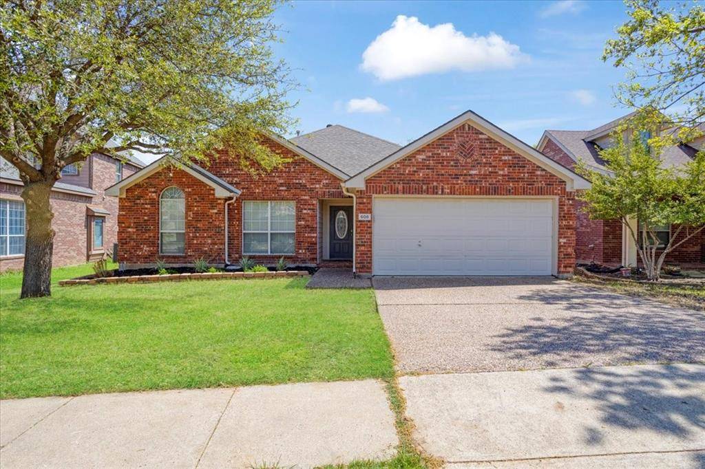 608 Lake Village Drive, Mckinney, TX 75071