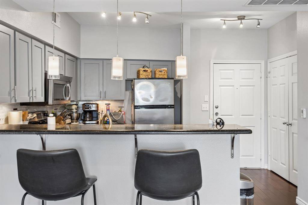 3102 Kings Road #1211, Dallas, TX 75219