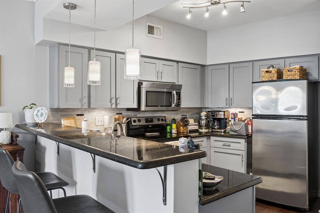 3102 Kings Road #1211, Dallas, TX 75219
