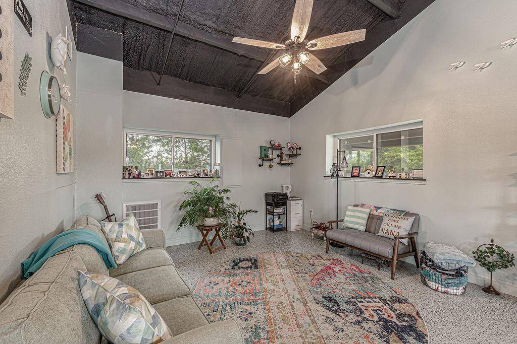 4599 County Road 660, Farmersville, TX 75442