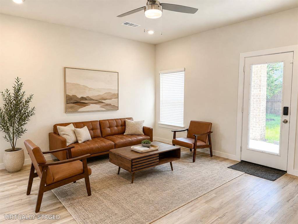 72 Palouse Street, Red Oak, TX 75154