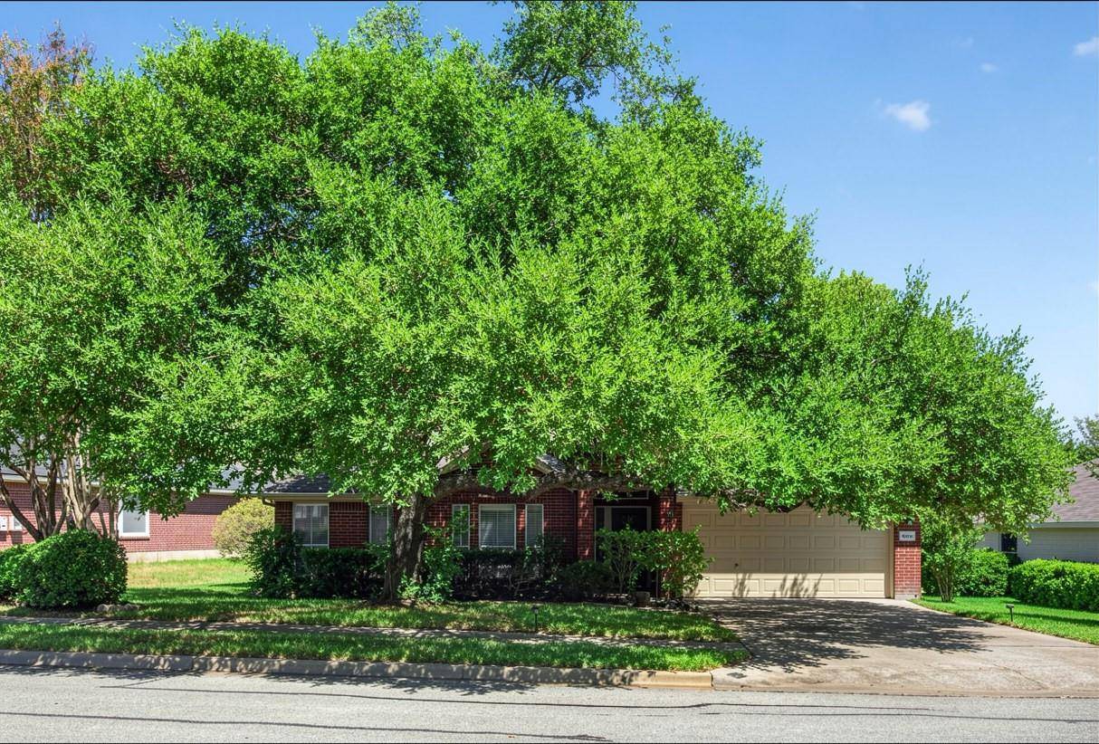 1402 Club Chase DR, Pflugerville, TX 78660