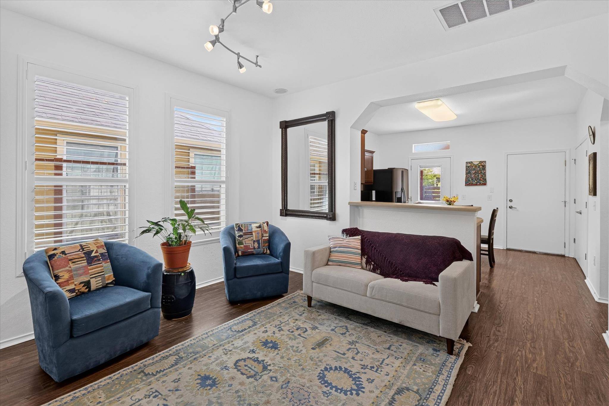 3820 Hermalinda ST, Austin, TX 78723