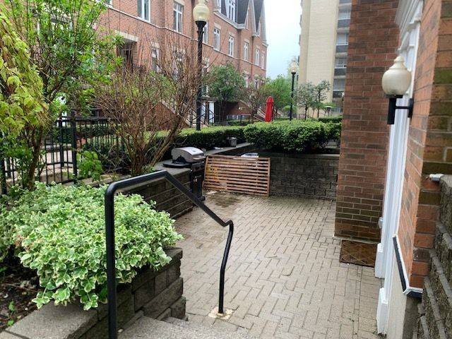 100 Redpath AVE #1, Toronto C10, ON M4S 2J7