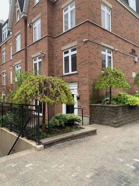 100 Redpath AVE #1, Toronto C10, ON M4S 2J7