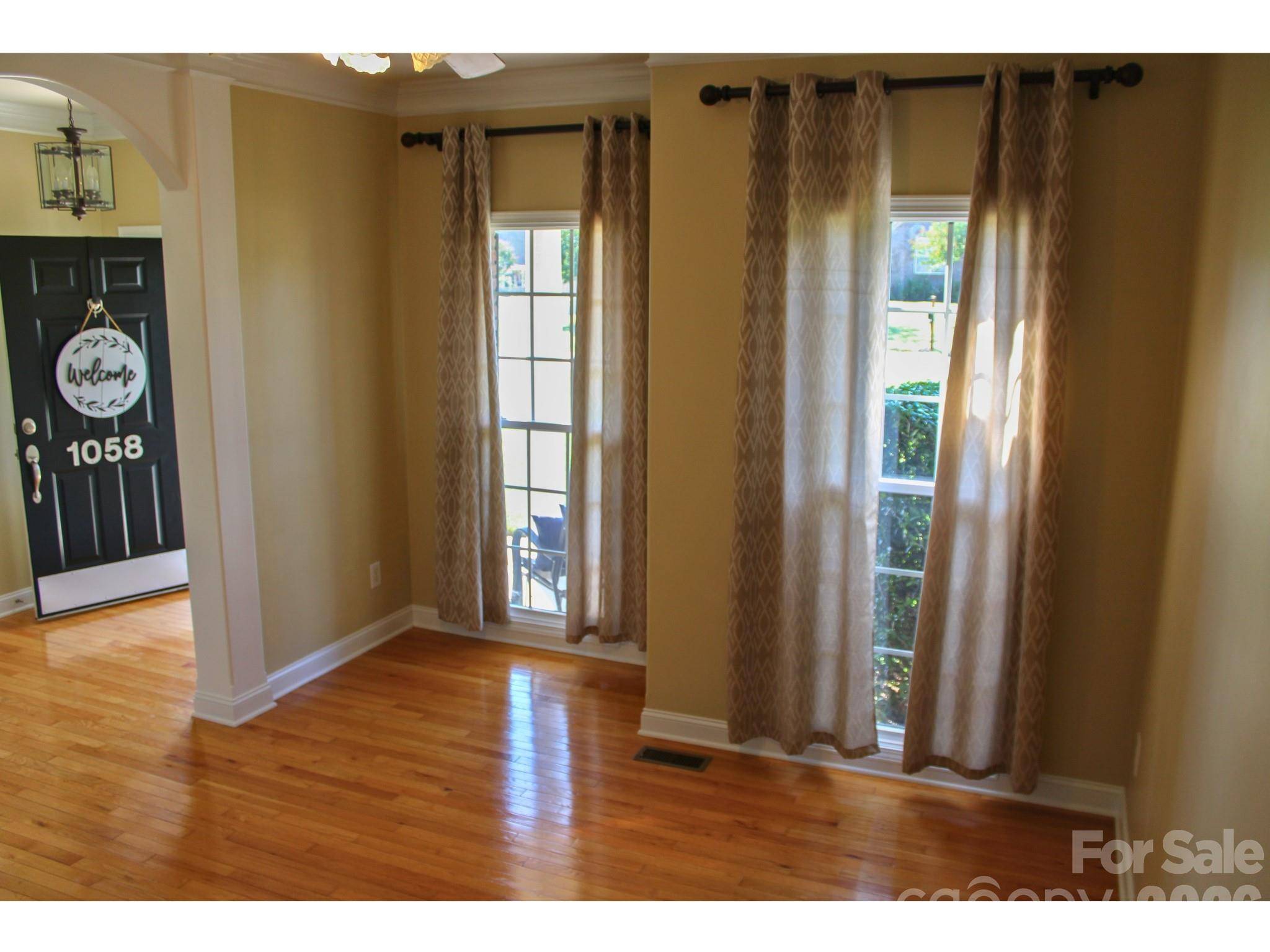 1058 N Lilac LN, Salisbury, NC 28147