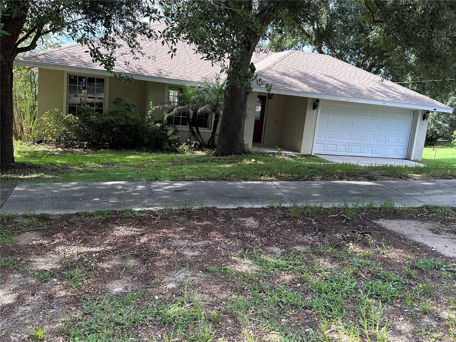 10 SUNNYSIDE DR, Clermont, FL 34711