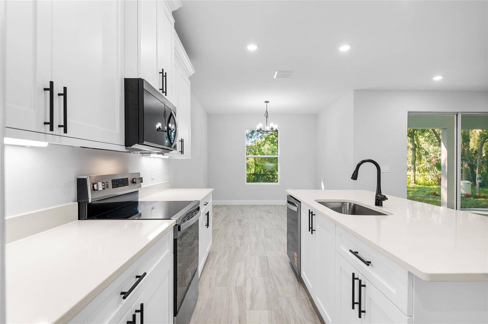 371 MILLER RD, Sanford, FL 32773